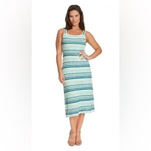 New Jessica Simpson Crochet Dress. Small